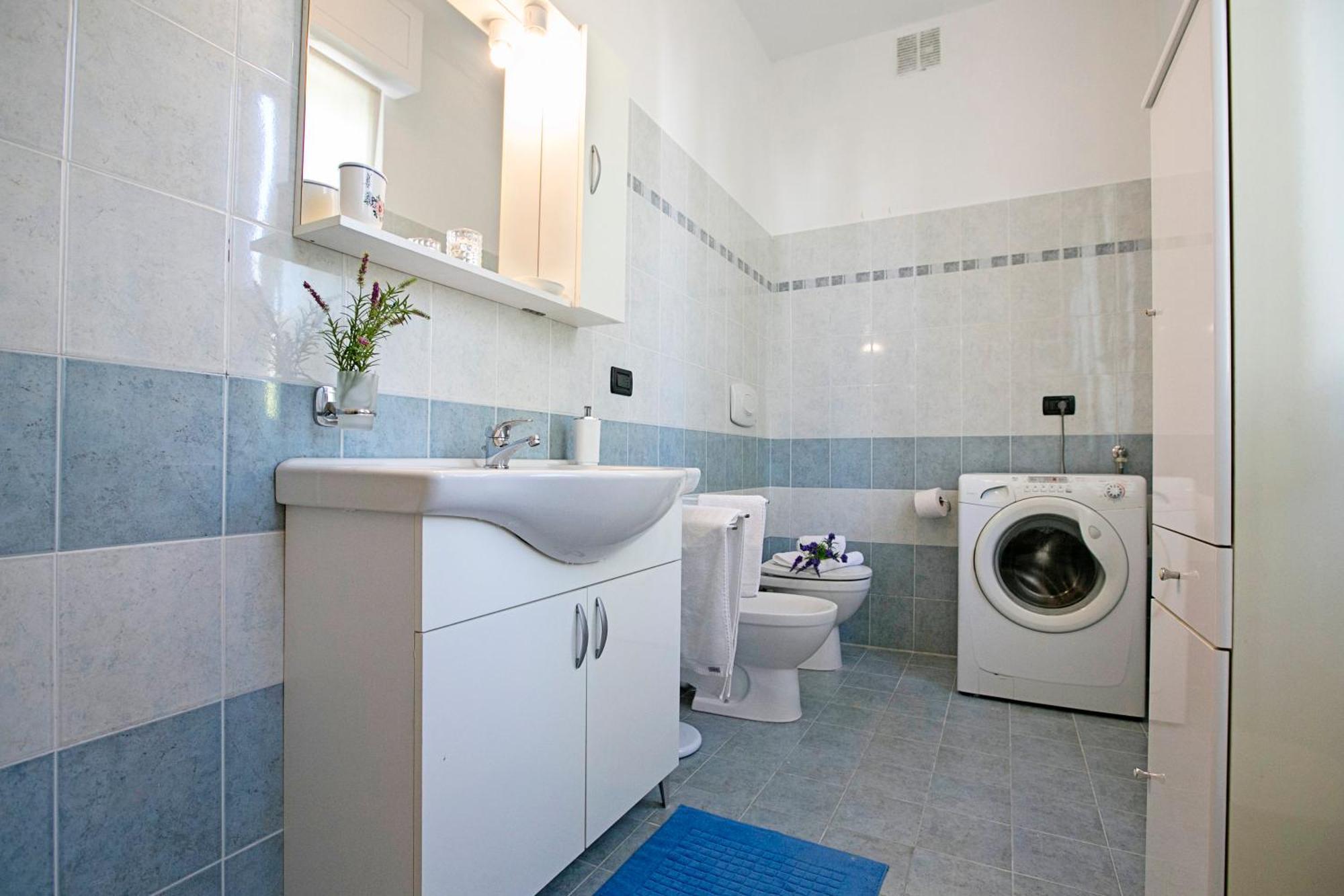 Villa Mimosa - Appartamento 1 - Happy Rentals Десенцано дел Гарда Екстериор снимка